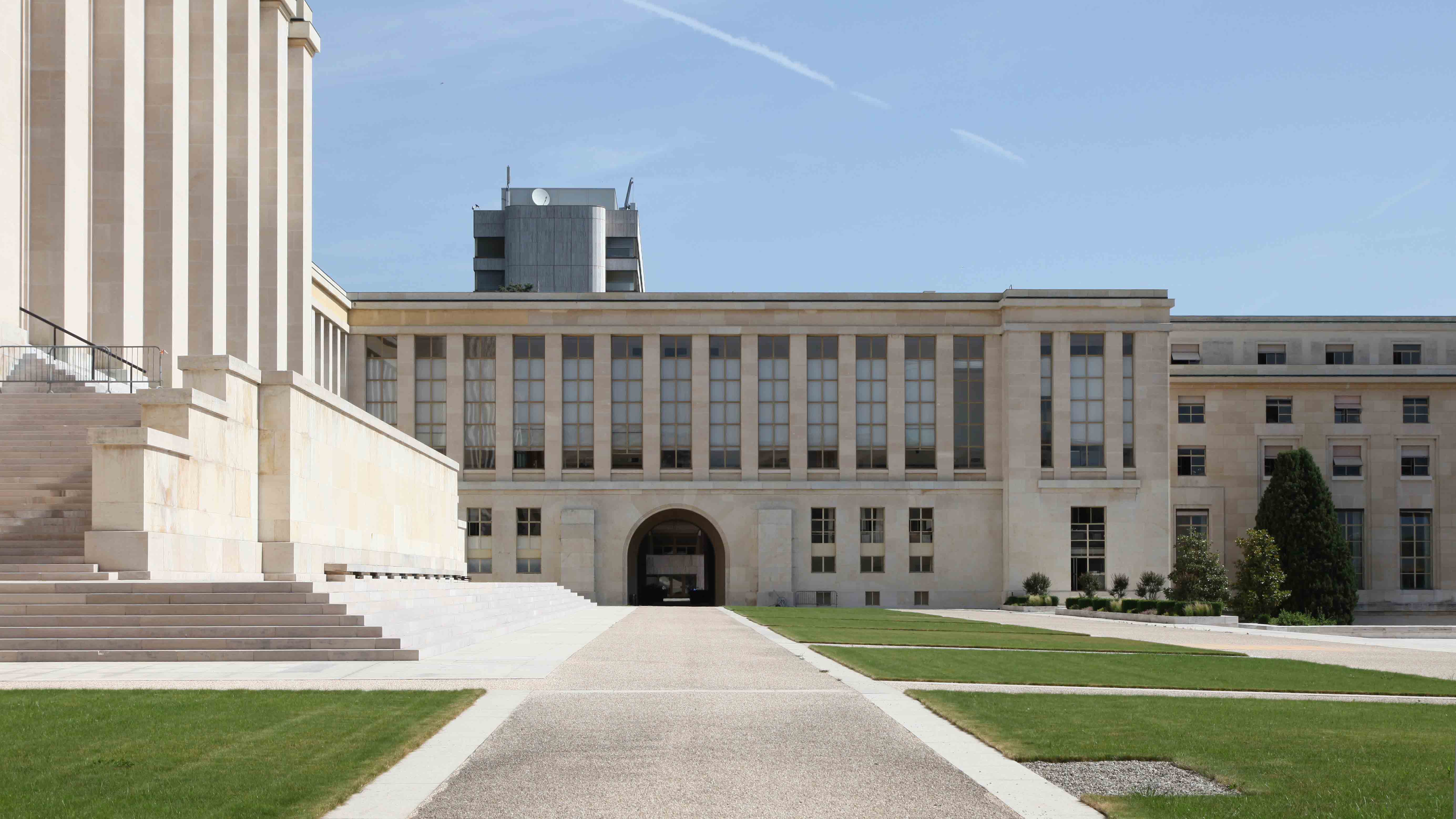 Palais des nations main building with steel windows